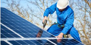 Installation Maintenance Panneaux Solaires Photovoltaïques à Trecon